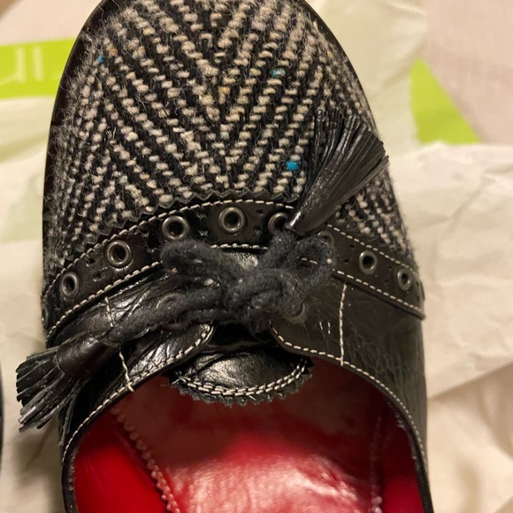 Herringbone and leather pump - Picture 6 of 8